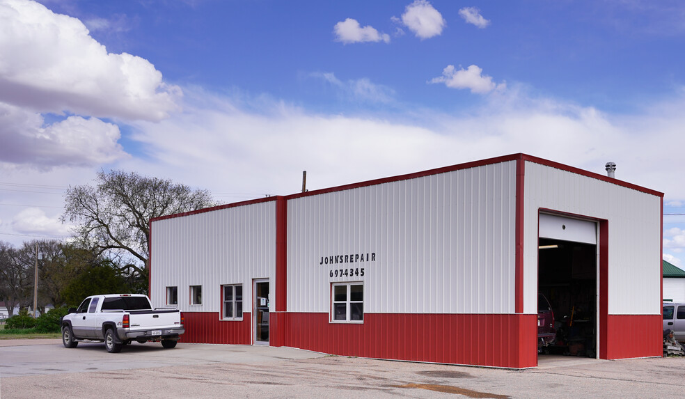 1210 W Hwy 6 &34, Cambridge, NE for sale - Building Photo - Image 1 of 1