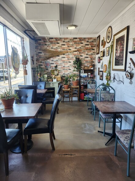 123 County Road 34, Kingsville, ON for sale - Building Photo - Image 2 of 6