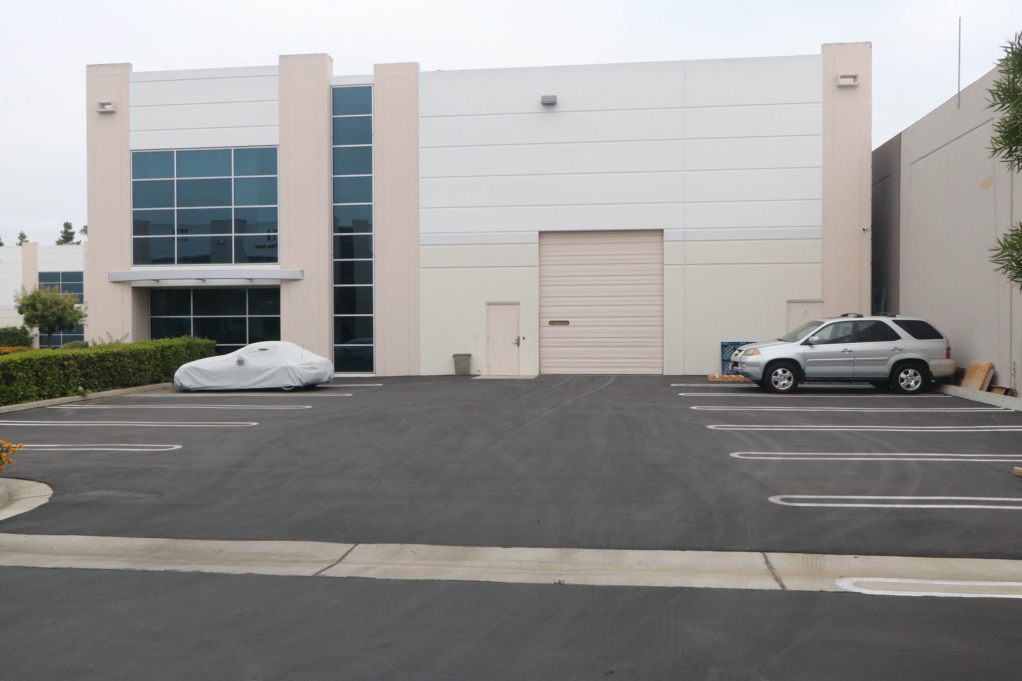 2816 Columbia St, Torrance, CA for lease Interior Photo- Image 1 of 2