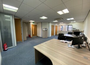 Sperry Way, Stonehouse for lease Interior Photo- Image 2 of 9