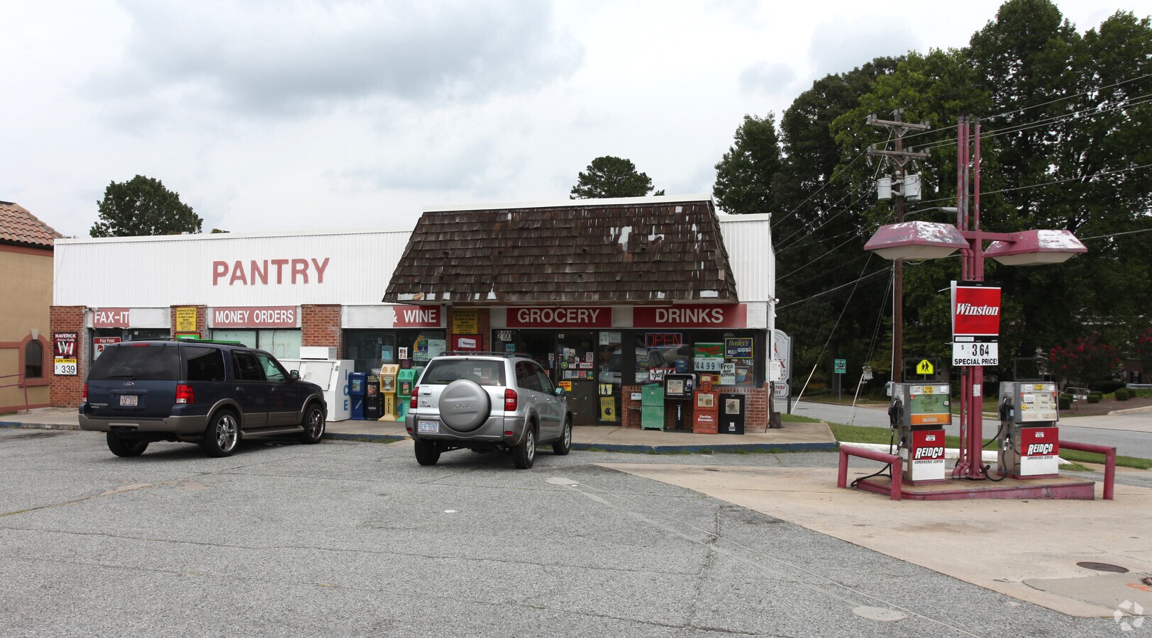 2100 Lawndale Dr, Greensboro, NC 27408