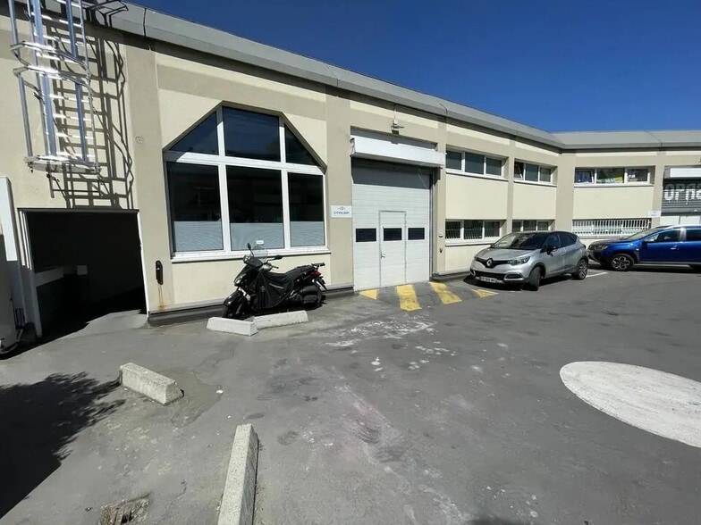 51 Rue De Presles, Aubervilliers for lease - Building Photo - Image 1 of 12