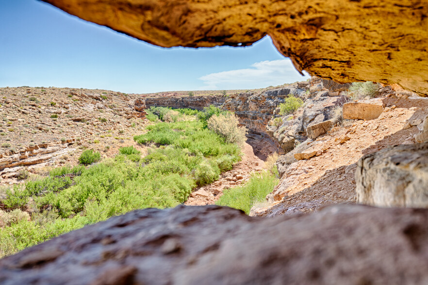 485 Hawks View, Winslow, AZ for sale - Primary Photo - Image 1 of 1