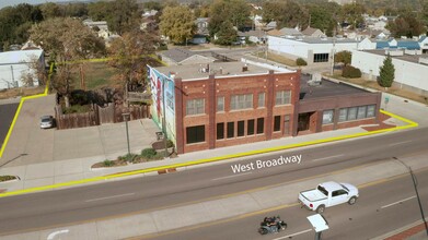 1800 W Broadway St, Council Bluffs, IA - AERIAL  map view - Image1