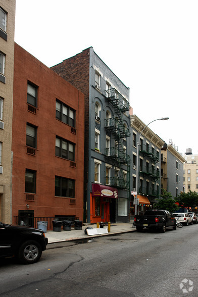 205 W 20th St, New York, NY for sale - Building Photo - Image 1 of 9