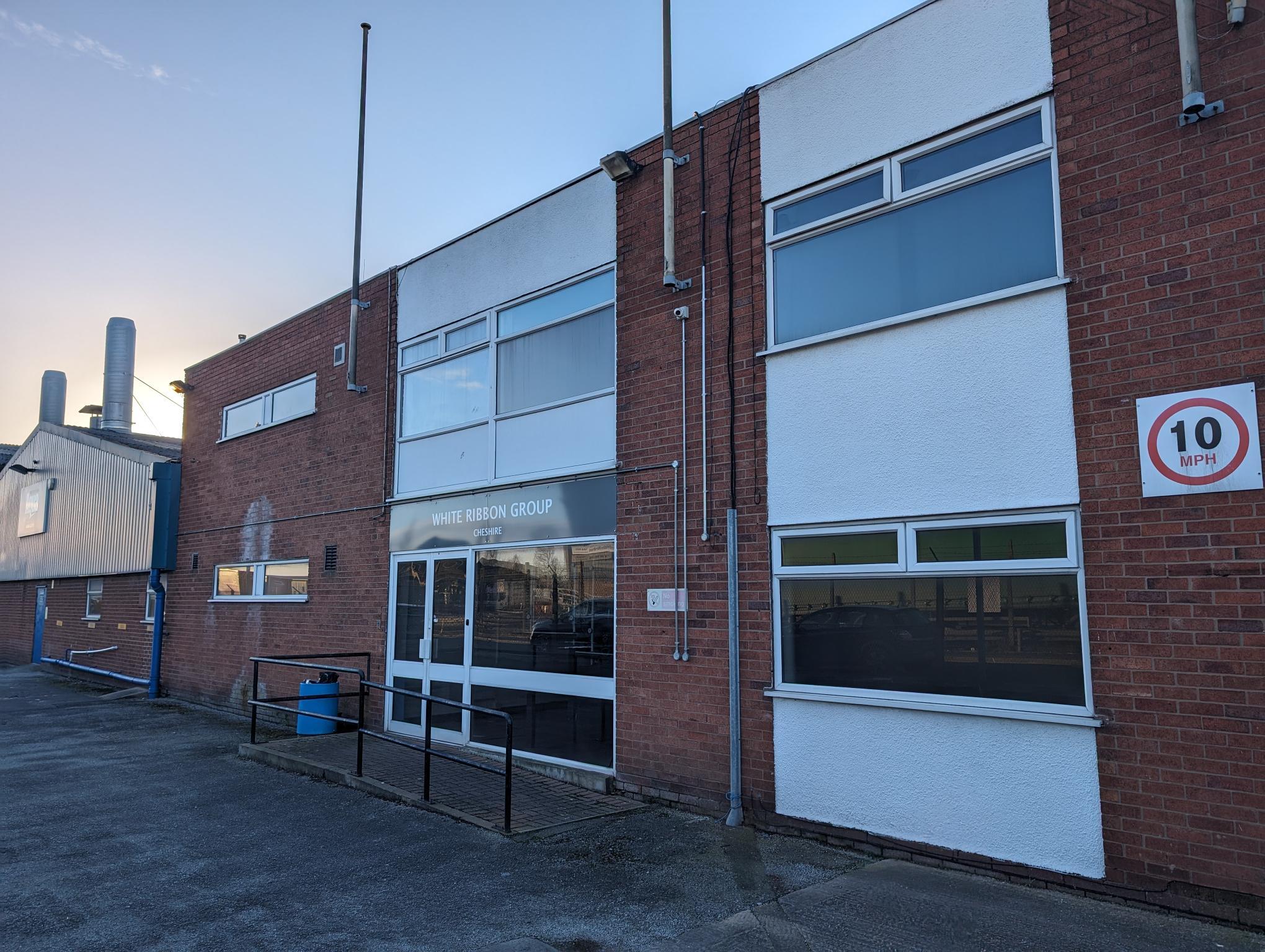 Nat Ln, Winsford for lease Building Photo- Image 1 of 2
