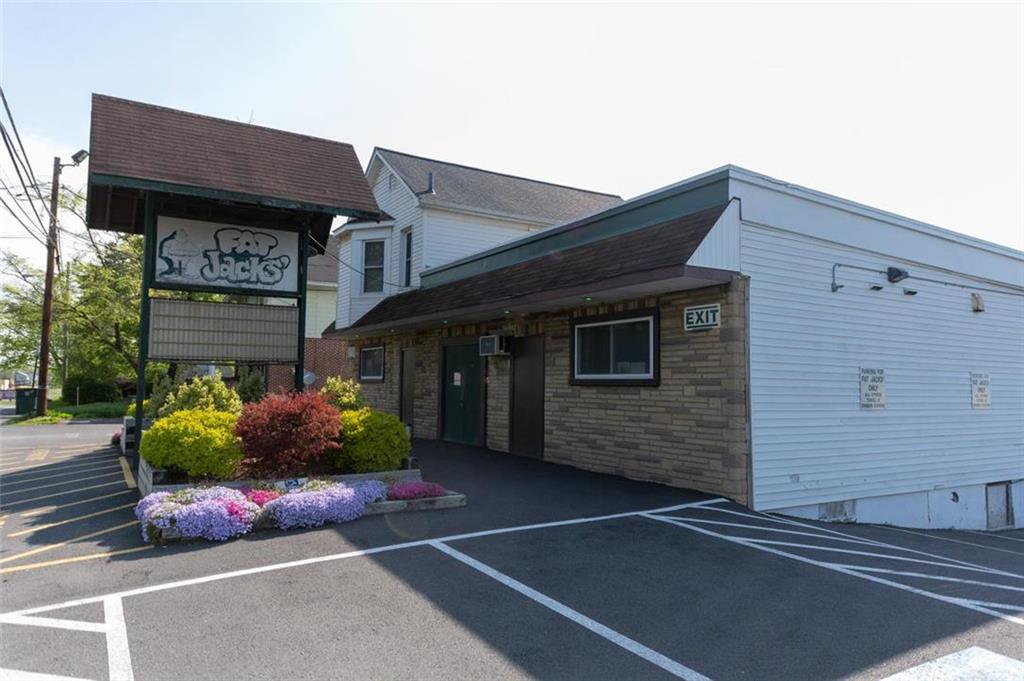 2722 Freemansburg Ave, Easton, PA 18045