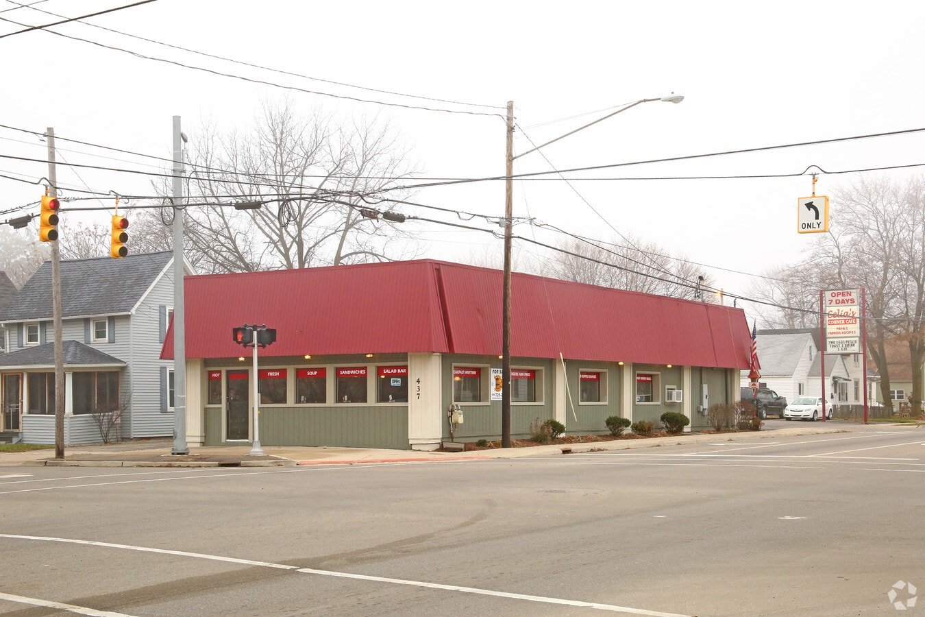 437 W Stewart St, Owosso, MI 48867