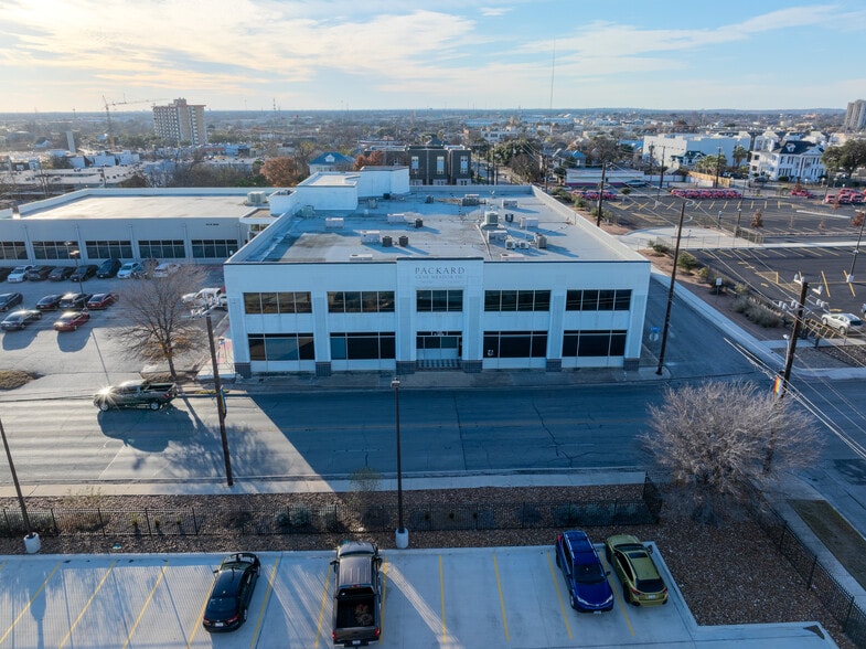 1123 N Main Ave, San Antonio, TX for sale - Building Photo - Image 2 of 51