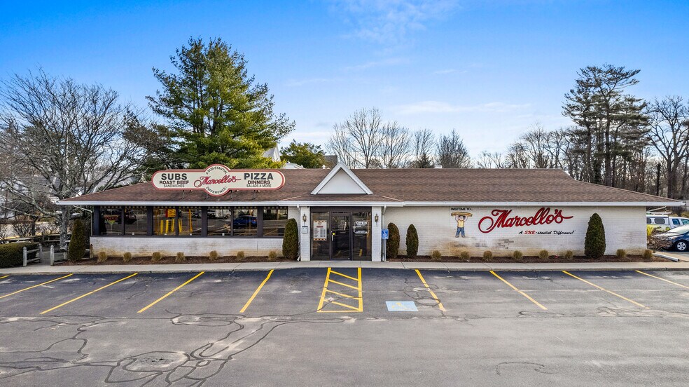 733 Bedford St, Whitman, MA for sale - Primary Photo - Image 1 of 1