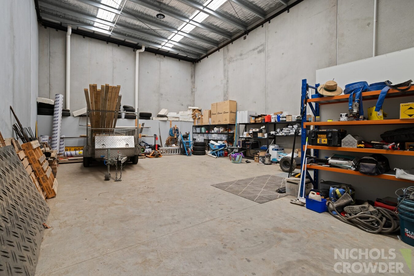15 Kenji St, Mornington, VIC 3931 - Unit 1 - - Interior Photo - Image 2 of 7