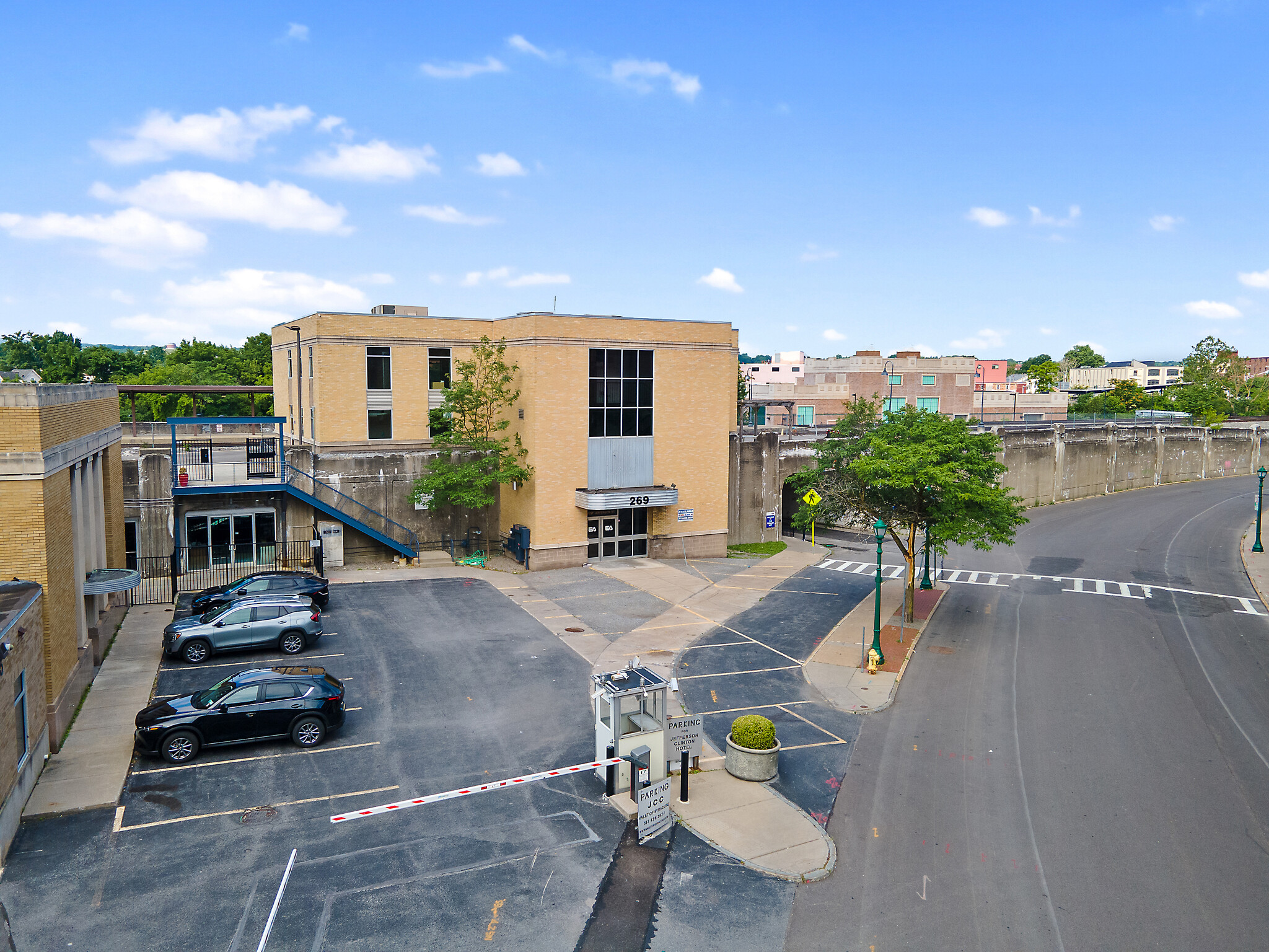 269 W Jefferson St, Syracuse, NY for lease Building Photo- Image 1 of 25