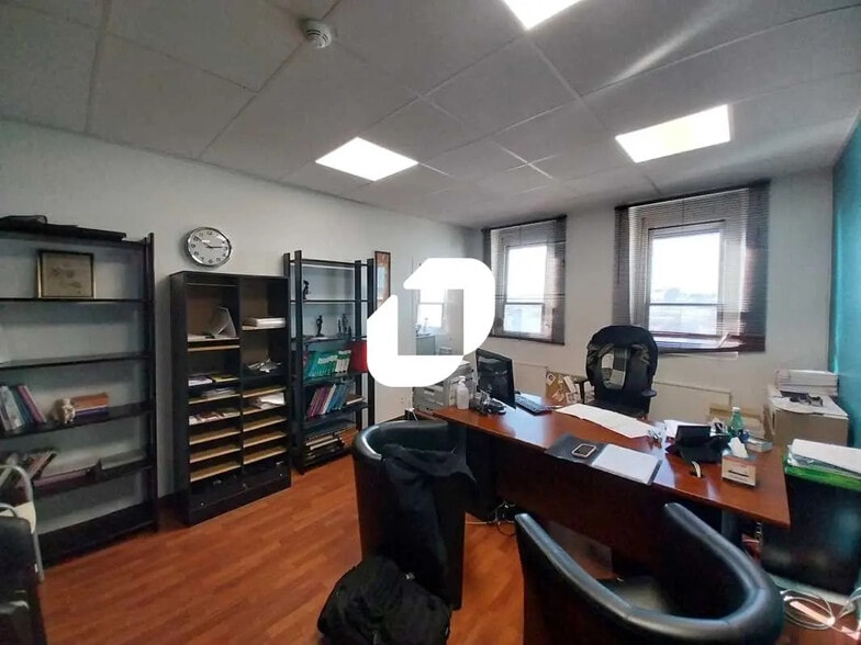 Office in Montpellier for sale - Interior Photo - Image 2 of 20