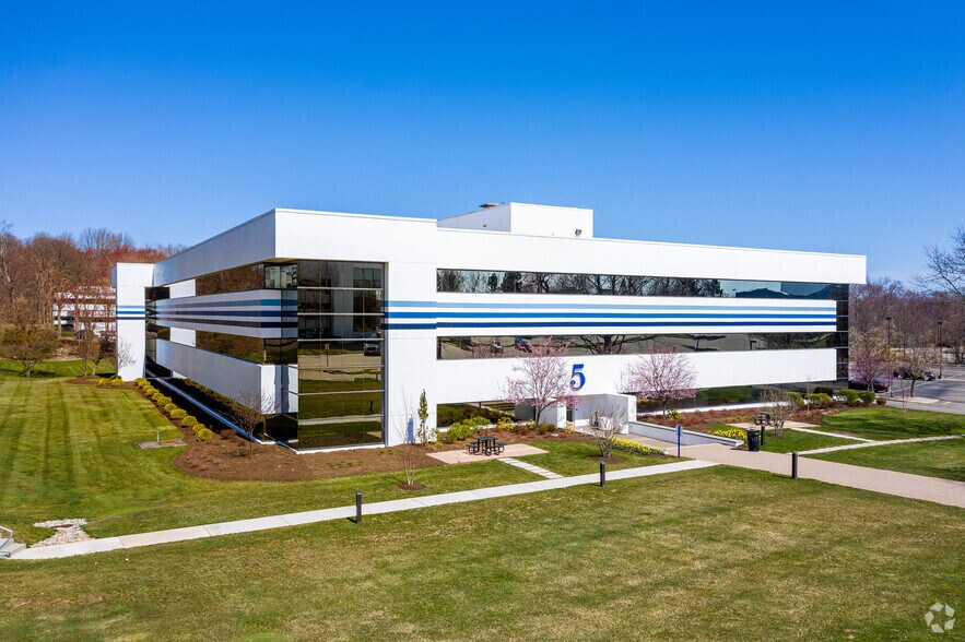 5 Century Dr, Parsippany, NJ for sale - Primary Photo - Image 1 of 6