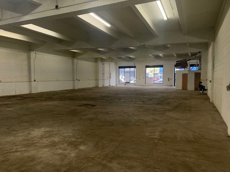 1140 Webster Ave, Bronx, NY for lease - Building Photo - Image 3 of 9