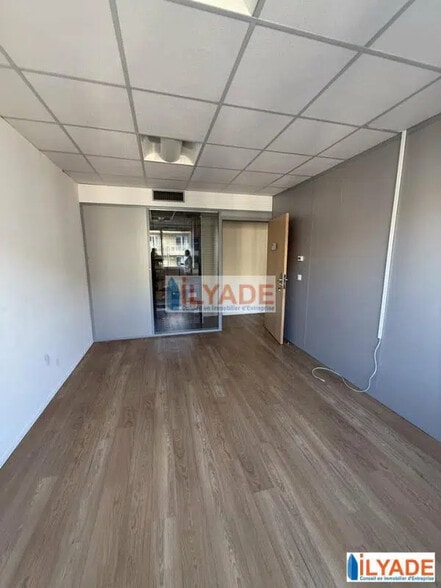 20 Allée Turcat Mery, Marseille for lease - Building Photo - Image 1 of 4