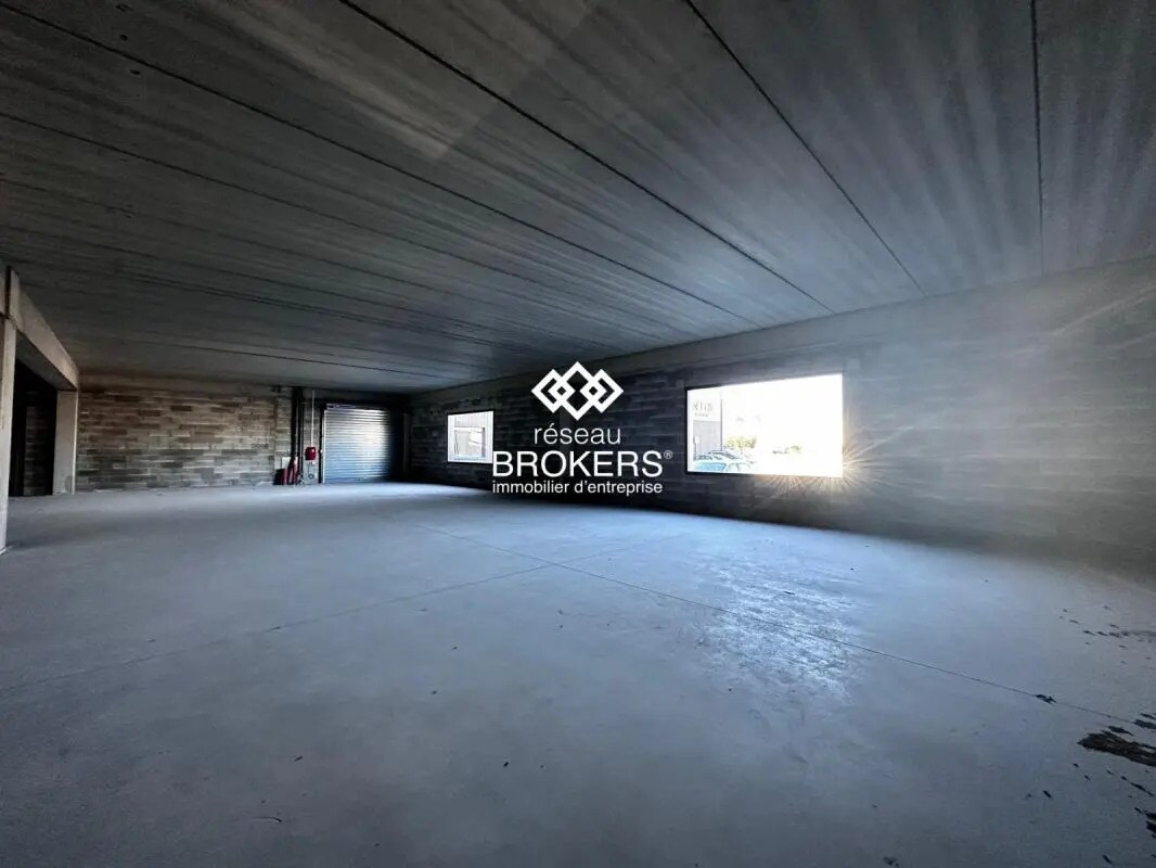 Retail in CLERMONT-L'HERAULT for sale Interior Photo- Image 1 of 2