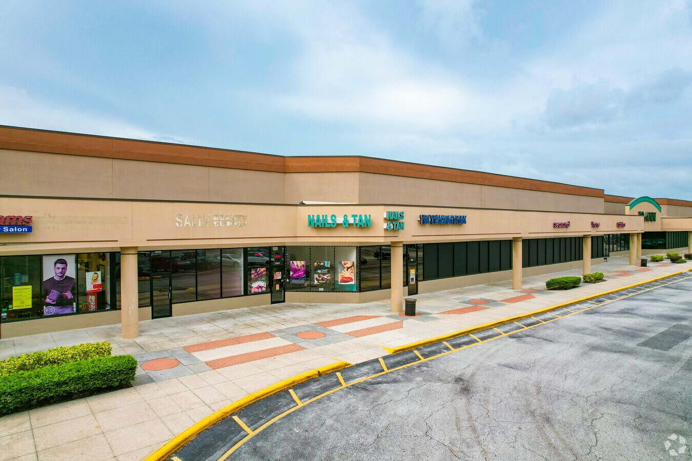42154275 US Highway 98, Lakeland, FL 33809 North Lakeland Plaza