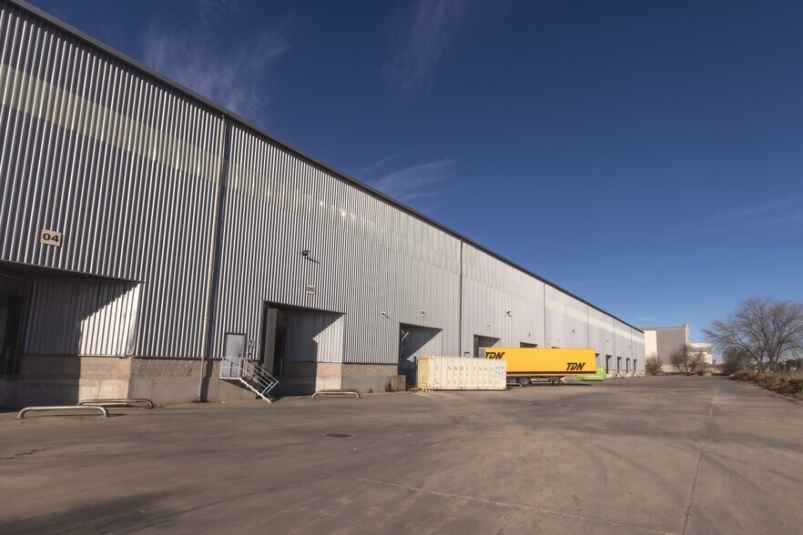 Camino Alovera, 5, Cabanillas del Campo, Guadalajara for lease - Construction Photo - Image 2 of 7