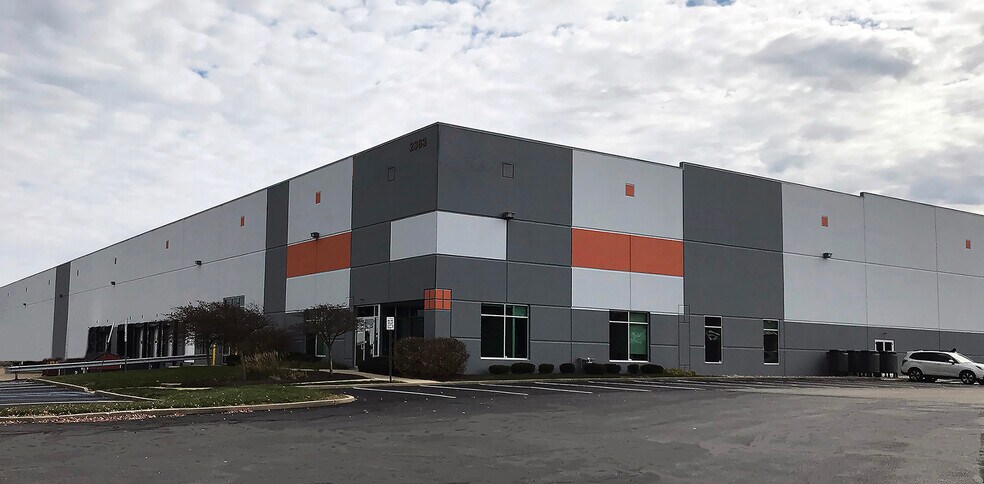 2363 E Perry Rd, Plainfield, IN for sale - Building Photo - Image 1 of 1