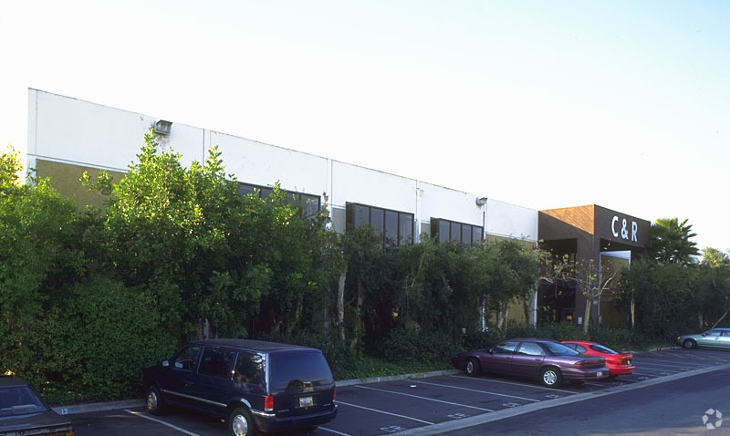 8660 Hayden Pl, Culver City, CA for lease - Building Photo - Image 2 of 4