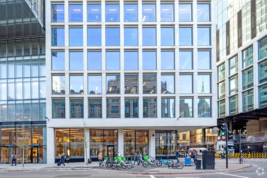 8 Bishopsgate, London for lease - Building Photo - Image 3 of 16