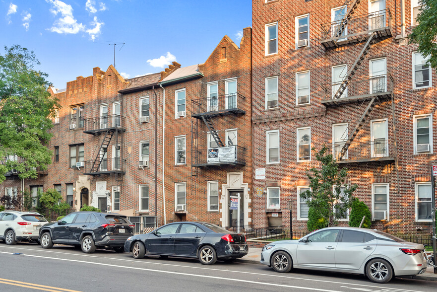 9027 Fort Hamilton Pky, Brooklyn, NY for sale - Building Photo - Image 3 of 9