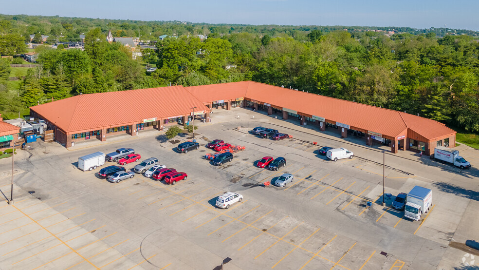 280-316 Northland Blvd, Springdale, OH for sale - Aerial - Image 2 of 4