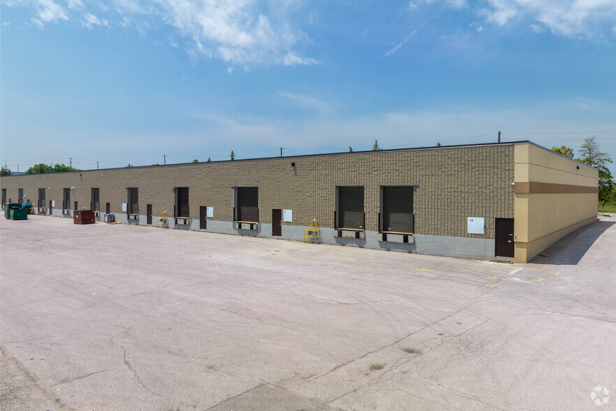 1645 Bonhill Rd, Mississauga, ON for lease - Building Photo - Image 3 of 5