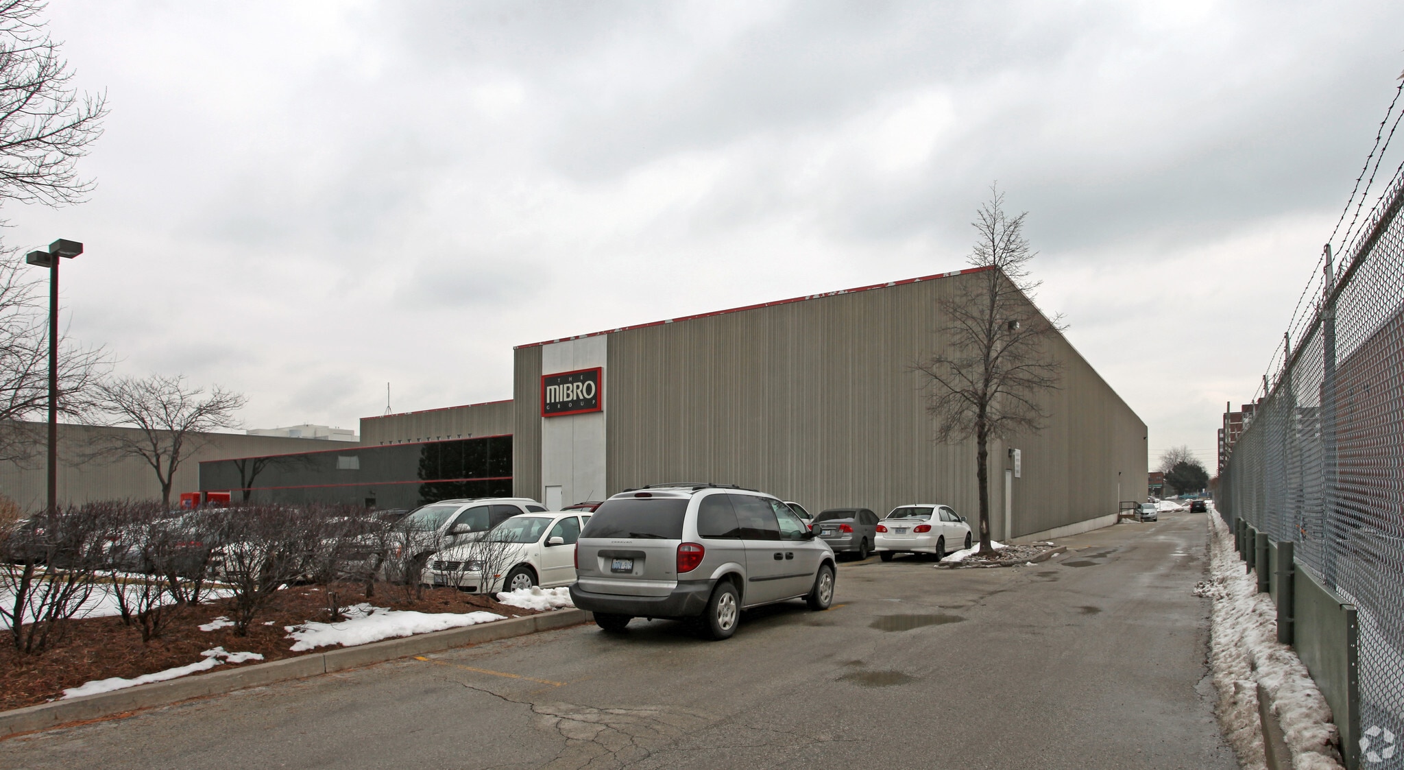 111 Sinnott Rd, Toronto, ON for lease Primary Photo- Image 1 of 4