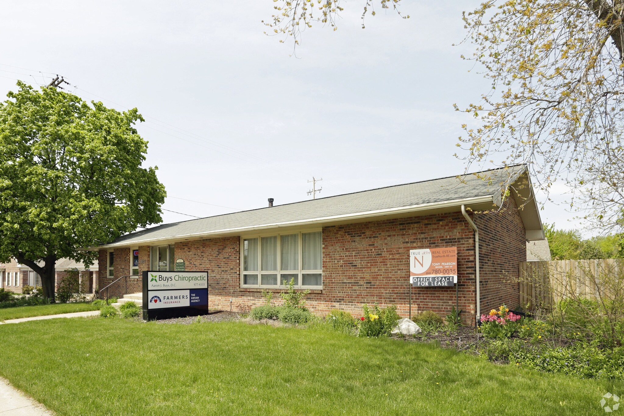 2505 Burton St SE, Grand Rapids, MI for sale Primary Photo- Image 1 of 1