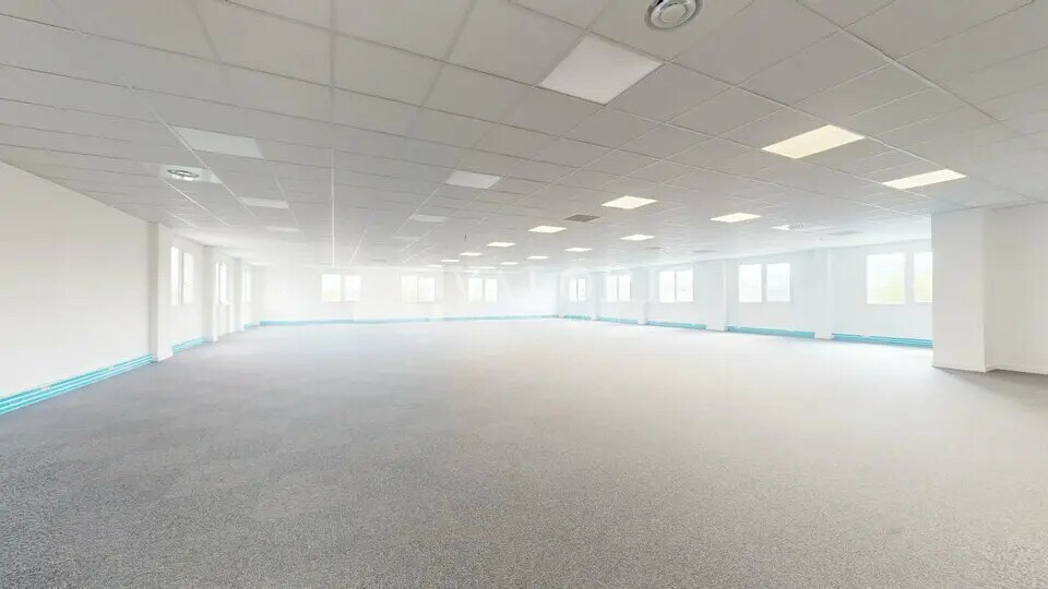 Office in Bron for sale - Building Photo - Image 2 of 7