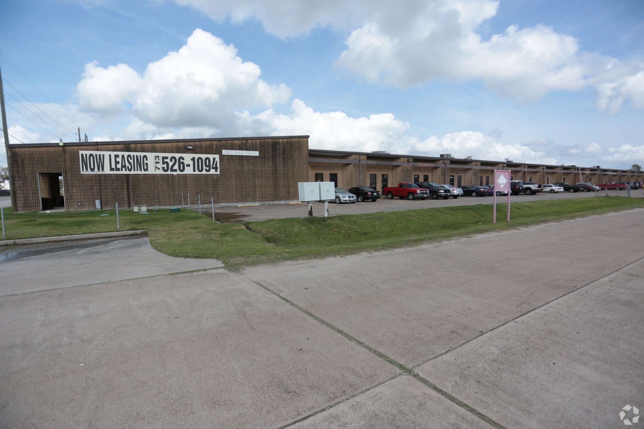 12454 Cutten Rd, Houston, TX for sale Primary Photo- Image 1 of 1