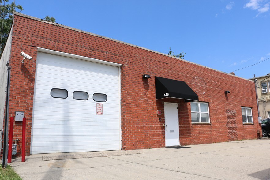 146152 Meacham Ave, Elmont, NY 11003