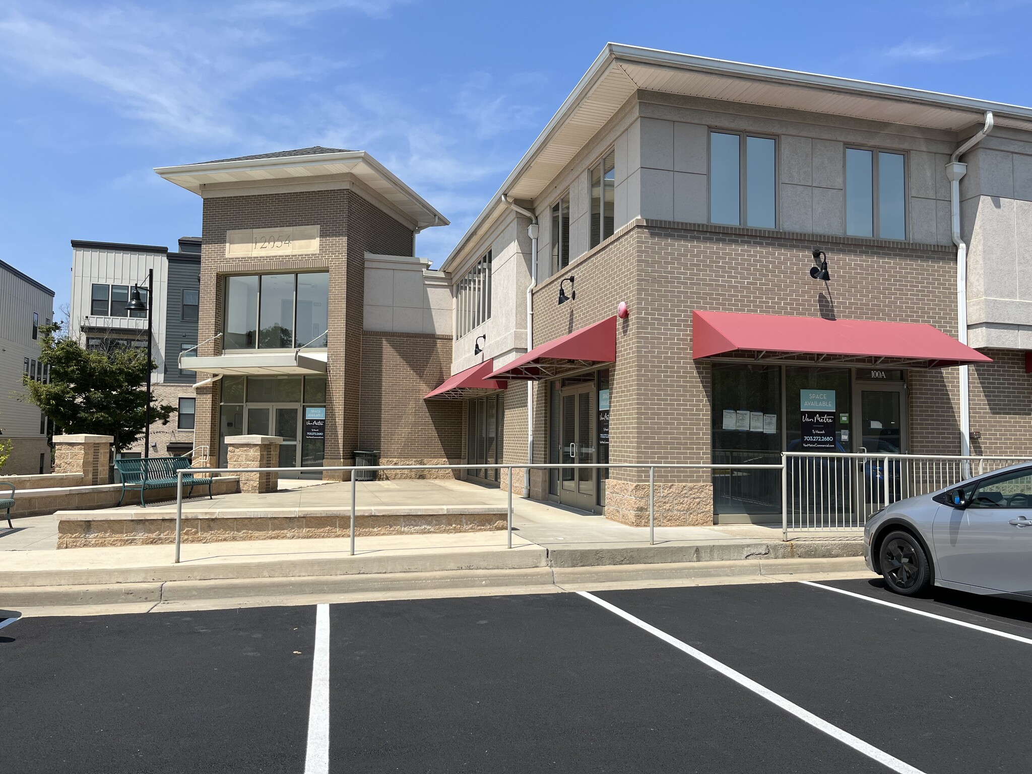 12054 N Shore Dr, Reston, VA for lease Building Photo- Image 1 of 3