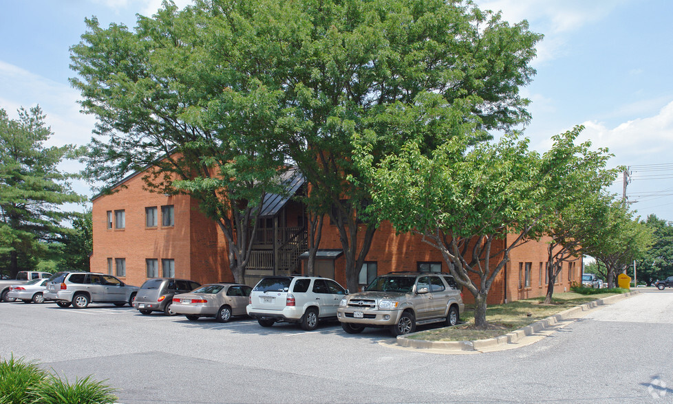 10616 Beaver Dam Rd, Cockeysville, MD for sale - Primary Photo - Image 1 of 10