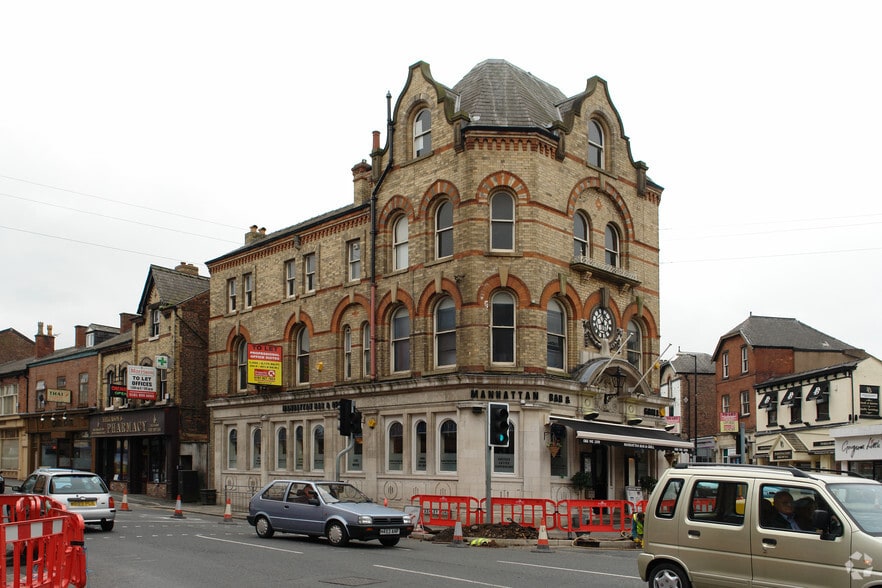 17 The Downs, Altrincham, CHS WA14 2QD