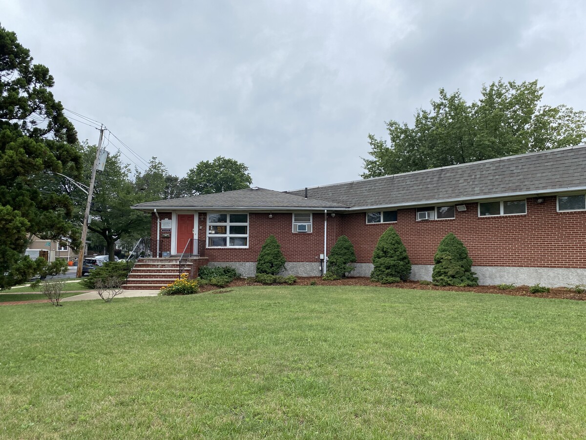 299 Guyon Ave, Staten Island, NY 10306