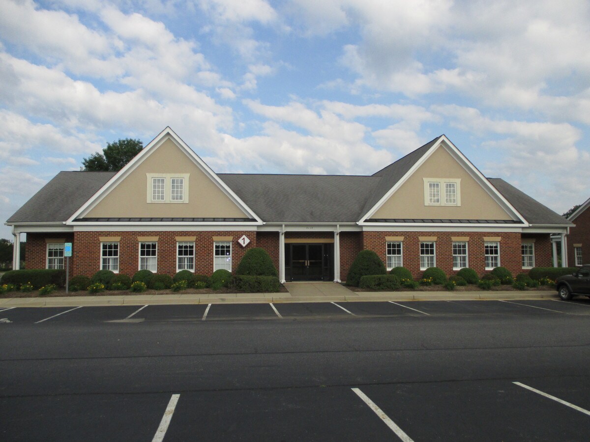 7117 Salem Fields Blvd, Fredericksburg, VA 22407