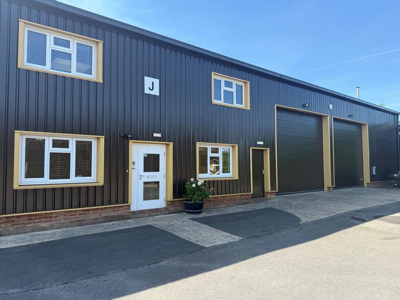 Basingstoke Rd, Reading for lease - Building Photo - Image 1 of 10