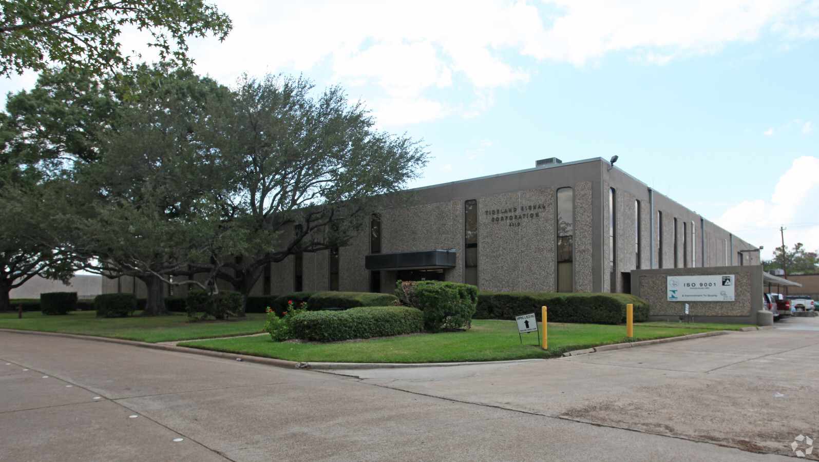 4310 Directors Row, Houston, TX 77092 | LoopNet