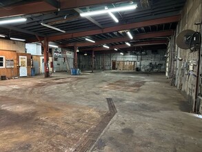 600 Harris Ave, Saint Louis, MO for lease Interior Photo- Image 2 of 2