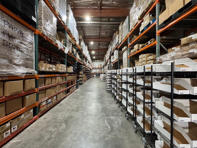 5275 Market St, San Diego, CA for sale - Interior Photo - Image 1 of 1