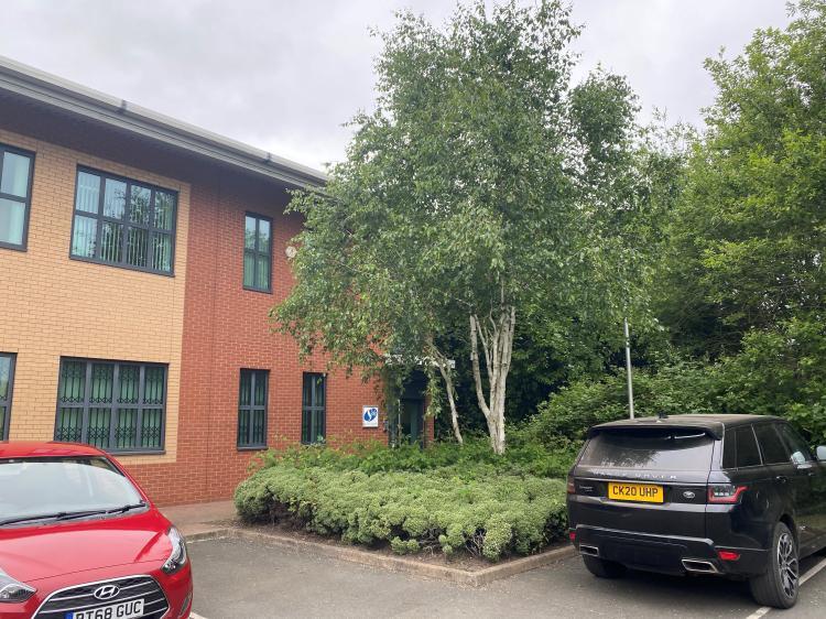 Wolverhampton Rd, Oldbury, WMD B69 2JG