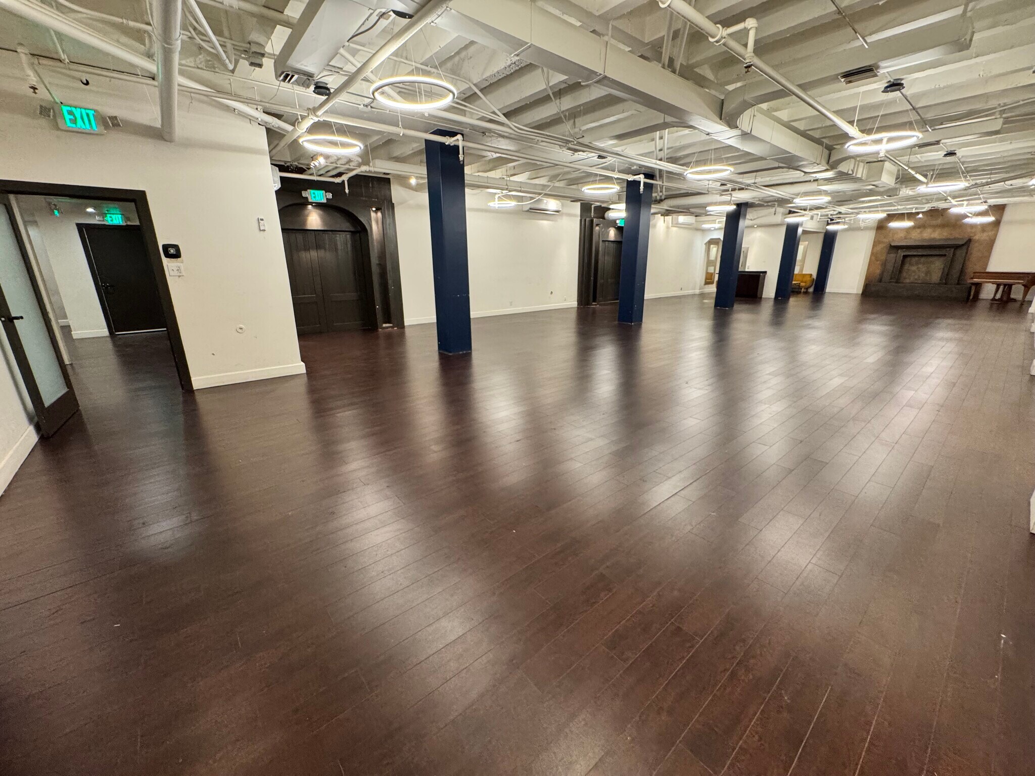 1418 N Main St, Santa Ana, CA for lease Interior Photo- Image 1 of 15