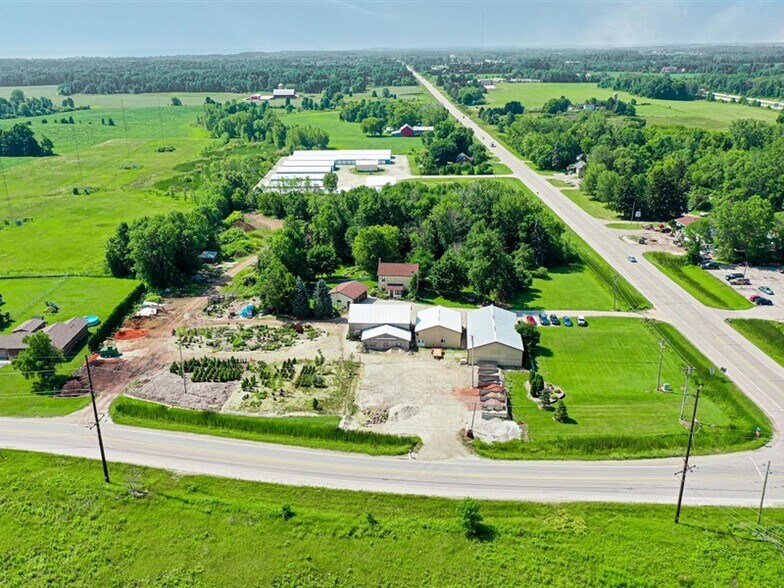 4141 Viebahn St, Manitowoc, WI 54220