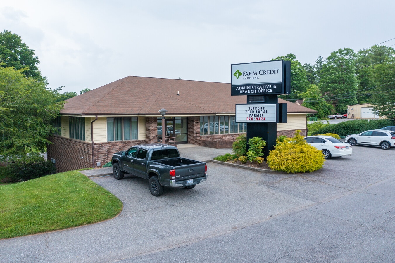 701 Brevard Rd, Asheville, NC 28806