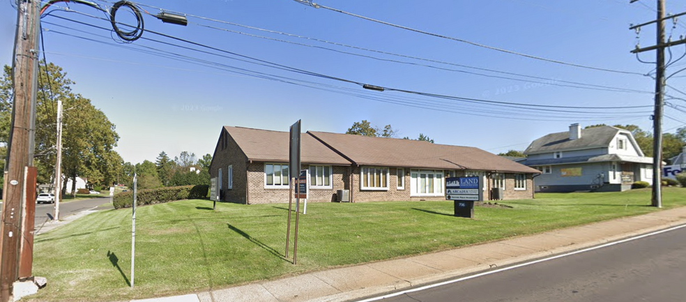 735 Street Rd, Southampton, PA for lease - Building Photo - Image 3 of 22