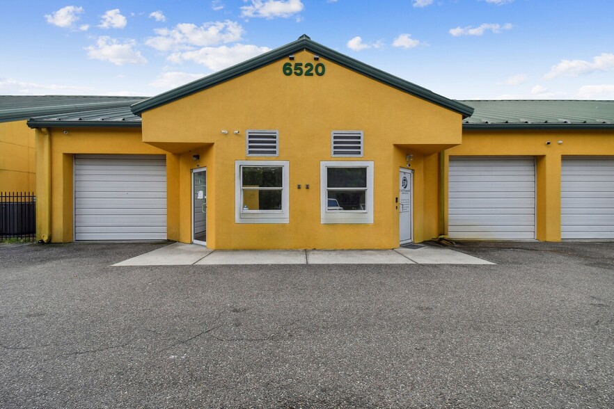 6520 US Highway 301, Riverview, FL for sale - Building Photo - Image 1 of 9