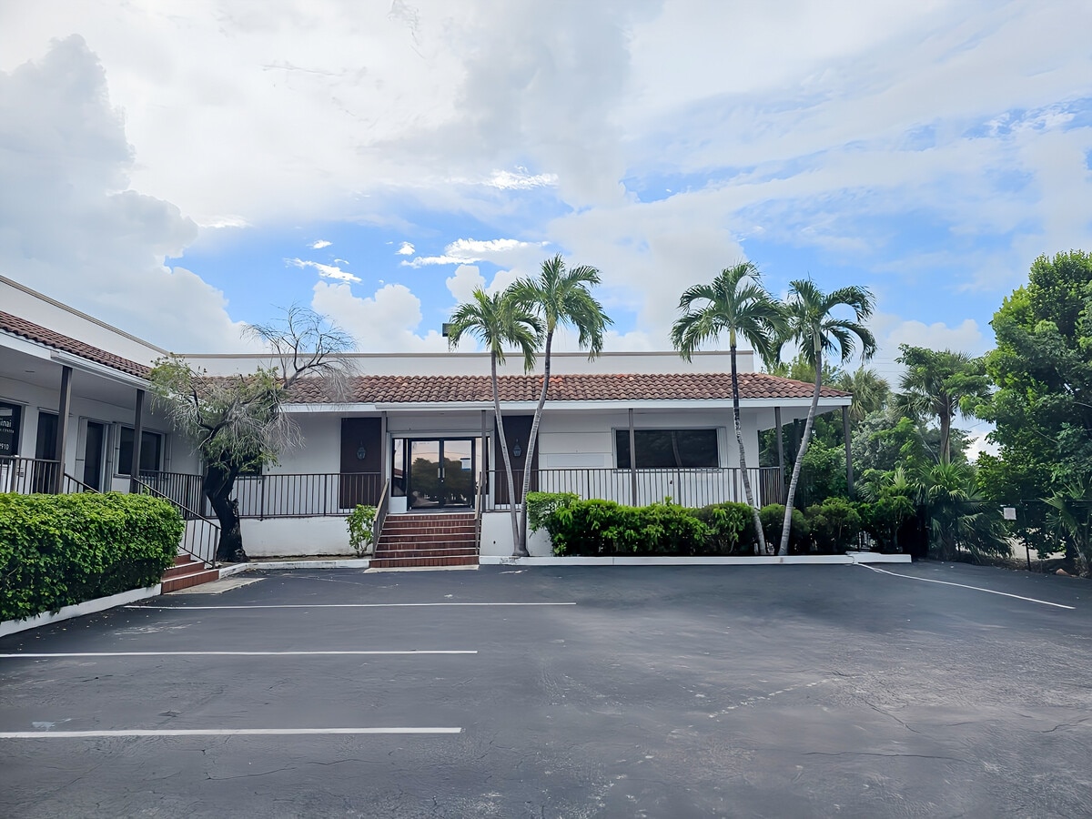 5701 Overseas Hwy, Marathon, FL 33050 - Unit 16/17 -  - Interior Photo - Image 1 of 7